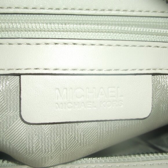 Michael Kors Soft Leather Hand Bag in Cream with Grey Snake (look) Top Handle - Picture 7 of 12